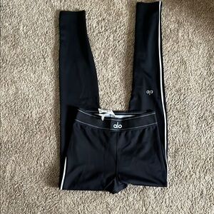 ALO Yoga Black Leggings with White Accents